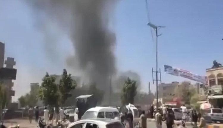 حريق ضخم يلتهم “ثلاجة الغراسي” في صنعاء
