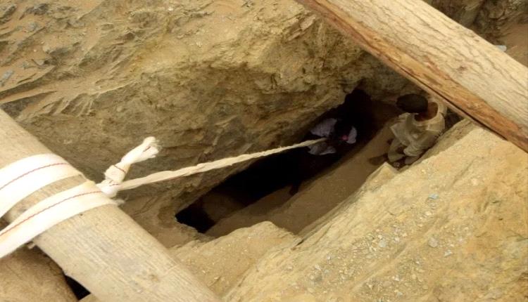 انهيار منجم لتعدين الذهب يودي بحياة 50 شخصا