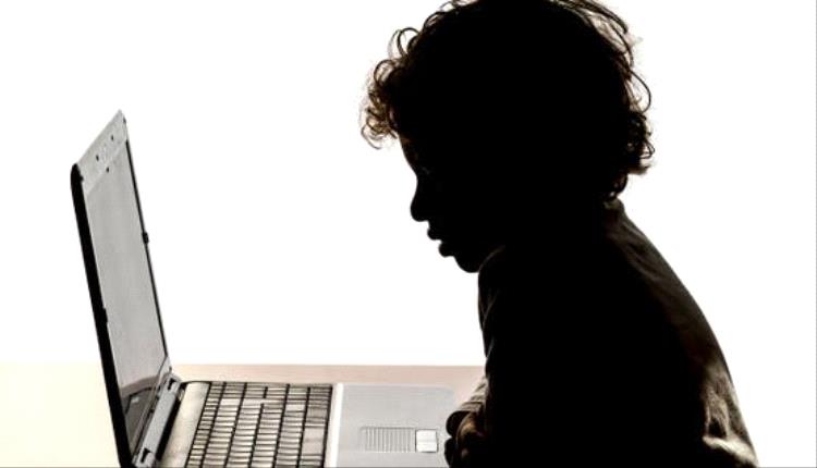 تقرير حقوقي: مواقع تواصل تروج لمحتوى جماعات كولومبية بهدف تجنيد أ..