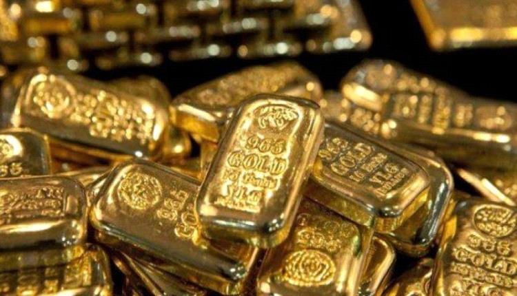 الذهب يتراجع إلى أدنى مستوى في نحو أسبوعين وسط توقعات برفع الفائدة الأمريكية