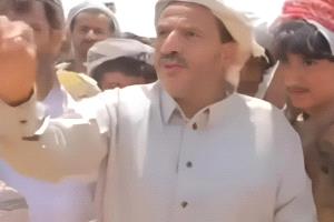الشيخ بن فدغم يتوعد بتصعيد قبلي ضد الحوثيين ويشترط تسليم ميرا صدام لإنهاء الأزمة