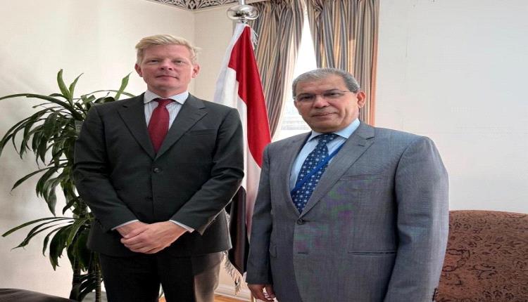 مندوب اليمن يبحث مع غروندبرغ مستجدات الأوضاع وجهود إحلال السلام