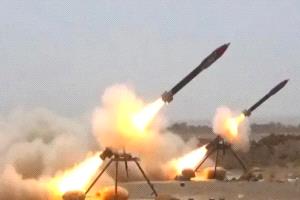 الحوثيون يعلنون تنفيذ هجمات بـ 11 صاروخا بالستيا وطائرة مسيّرة ضد أهداف في إسرائيل