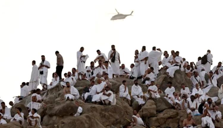خطبة عرفة وصلاة الظهر والعصر جمعا وقصرا..يوم الوقوف بعرفة