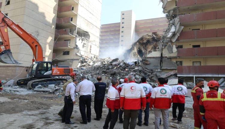 "فارس": إصابة شخص جراء استهداف مسيرة إسرائيلية مبنى شرطة طهران الكبرى