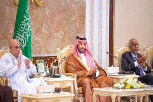 نيابة عن الملك سلمان.. ولي العهد يستقبل كبار ضيوف الحج