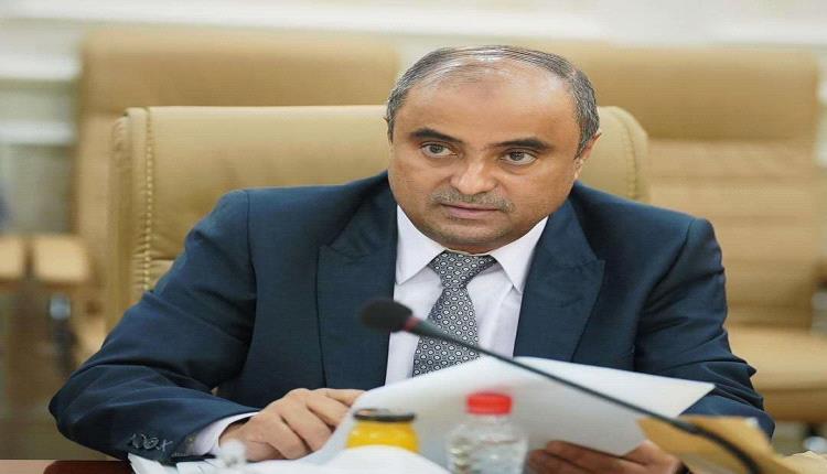 نائب وزير المالية يهنئ الاستاذ سالم بن بريك بتعينه رئيسا للوزراء
