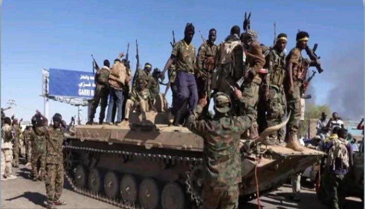 الجيش السوداني يتقدم نحو الغرب ويواجه تهديد المسيّرات من الشرق