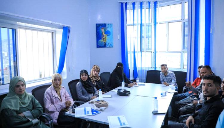 اختتام دورة تدريبية في الصحافة الإنسانية بتعز: تأهيل مهني للجيل القادم من الإعلاميين