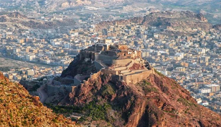 في اجتماعها الدوري الأحزاب والمكونات السياسية بتعز يدعو الحكومة لدعم معركة التحرير ويستنكر الصمت الدولي على إبادة غزة .
