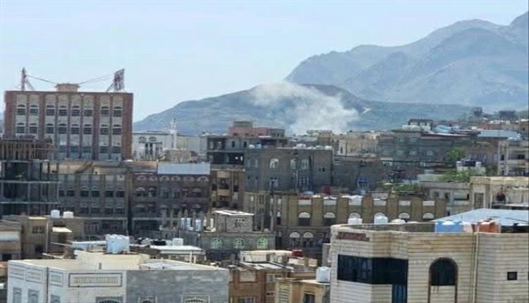 مليشيا الحوثي تقصف الأحياء الشرقية لمدينة تعز