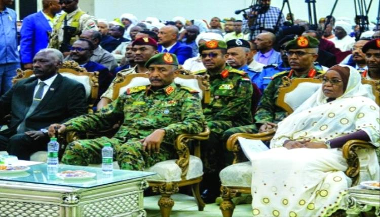 البرهان يعين رئيس حكومة جديد في السودان: خطوة نحو تغيير القيادة