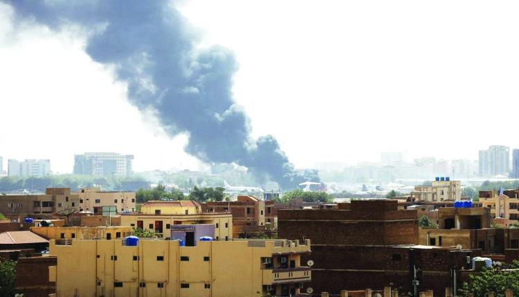 مسيّرات "الدعم السريع" تستهدف مقر قيادة الجيش السوداني ومستودعات وقود في كوستي