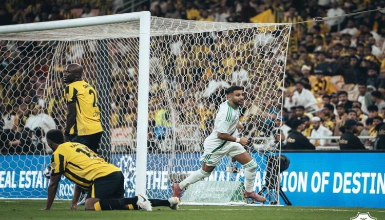 محرز يقود الأهلي لحسم ديربي جدة أمام الاتحاد