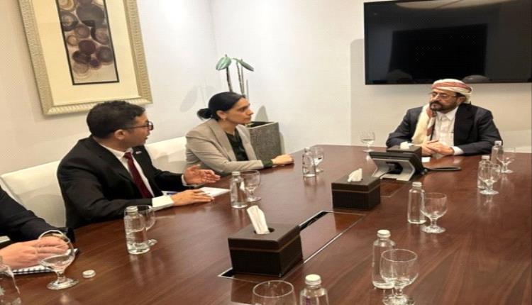 لقاء دبلوماسي يؤكد دعم الإصلاحات وتعزيز مؤسسات الدولة في اليمن