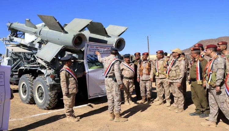 الإعلام العسكري اليمني يحاصر الدعاية الحوثية بمشاهد موثقة من الجبهات