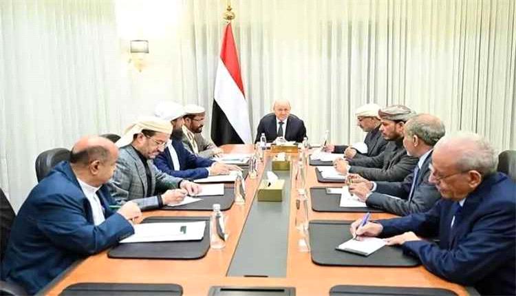 السلطة المحلية في إب تؤكد دعمها لإجراءات حماية السيادة اليمنية وتدين التدخلات الإيرانية