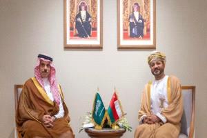 لقاء سعودي - عماني تناول تطورات هرمز وتسوية النزاعات