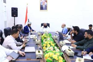 وزير الأوقاف يترأس اجتماعًا لبحث تطوير قطاع الحج والعمرة وتحسين الخدمات