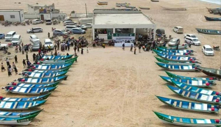 مركز الملك سلمان يدشّن توزيع 50 قارب صيد لدعم الصيادين المتضررين من الكوارث الطبيعية