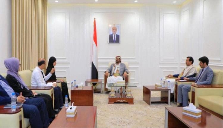 مأرب.. العرادة يدعو لتكثيف الجهود الإنسانية لإطلاق جميع الأسرى والمحتجزين