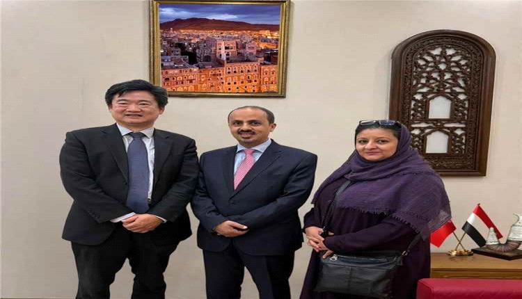 وزير الإعلام يؤكد أهمية استقرار اليمن خلال مباحثات مع القائم بأعمال السفير الصيني