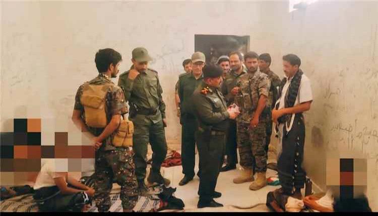 مدير عام شرطة شبوة يتفقد نزلاء البحث الجنائي ويوجه بسرعة استكمال إجراءاتهم القانونية