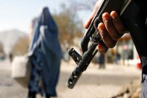 طالبان تعتقل 30 امرأة "لانتهاك" قواعد الحجاب بأفغانستان