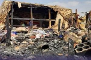حريق يلتهم 13 مأوى في مخيم للنازحين بمأرب دون خسائر بشرية