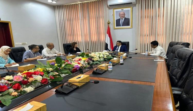 وزير الدولة يبحث مع ممثلة الأمم المتحدة للمرأة تعزيز الاستجابة لاحتياجات النازحات