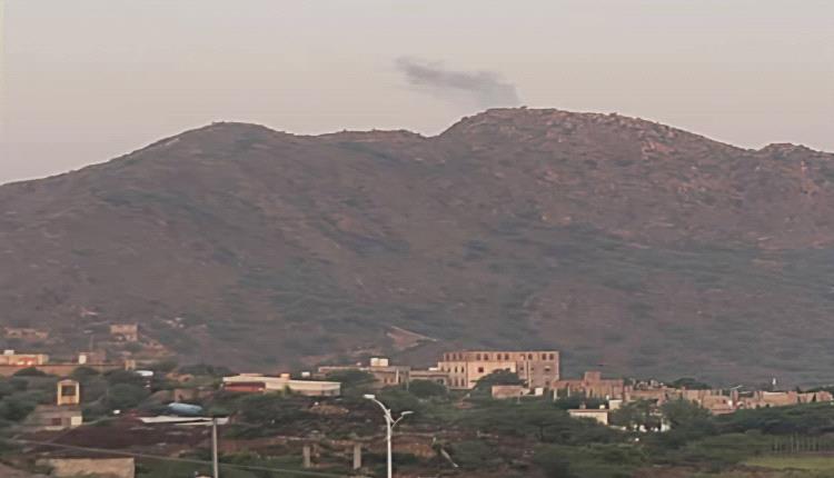 قوات الجيش تتقدم في سامع وتكسر هجومًا حوثيًا على جبل هان بتعز