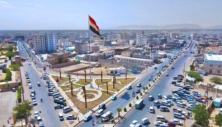 مليشيات الحوثي الإرهابية تستهدف مدينة مأرب بثمانية صواريخ باليستية