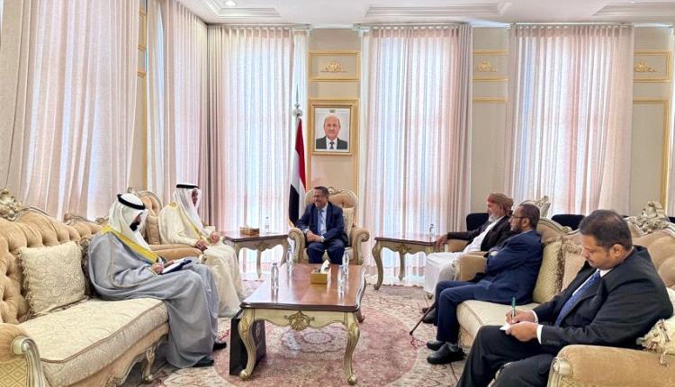 رئيس مجلس الشورى يبحث مع السفير الكويتي تعزيز العلاقات ودعم اليمن