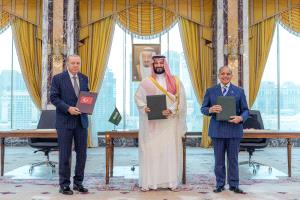 اجتماع سعودي تركي باكستاني بالرياض بالتزامن مع إعلان معركة استعادة الدولة اليمنية