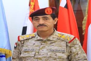 وزير الدفاع يعتذر للقبائل عن تحذير التجمعات ويوجه بالتحقيق فيه