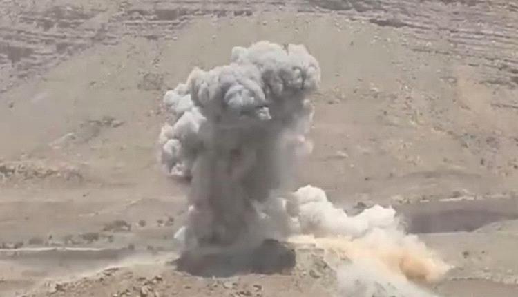 القوات المسلحة تسقط 3 مسيّرات حوثية وسط مواجهات عنيفة غربي تعز