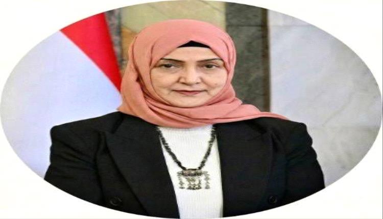 وزيرة الشؤون القانونية: لا مساواة بين مؤسسات الدولة والميليشيات