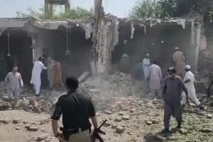 15 قتيلاً وأكثر من 50 مصاباً في تفجير مسجد بمدينة كوهات الباكستانية